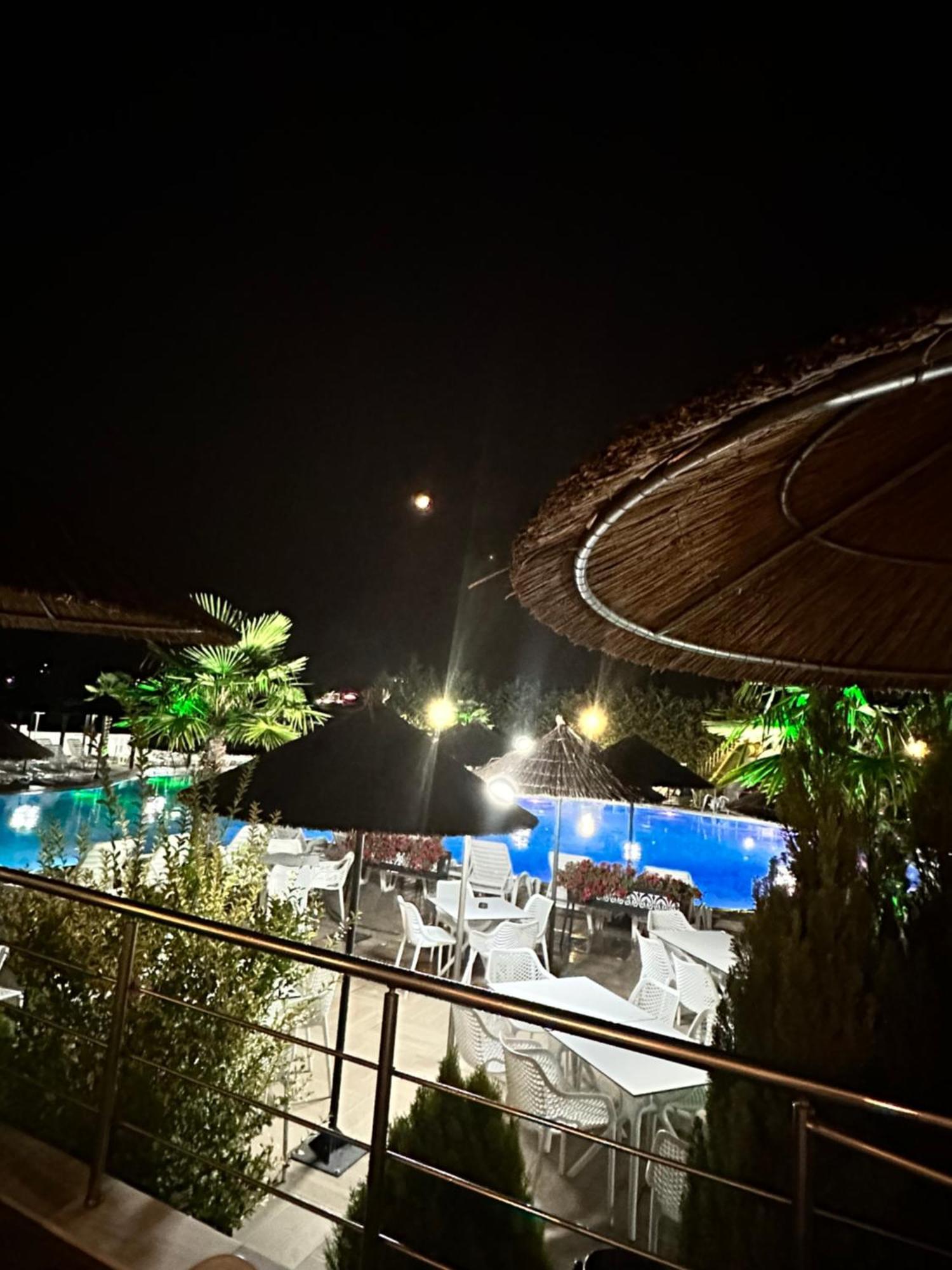 Hotel Aqua Kurdzhali Exterior photo