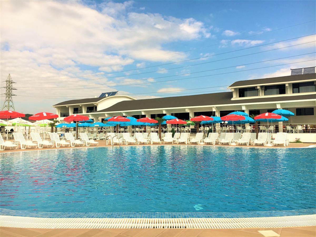 Hotel Aqua Kurdzhali Exterior photo